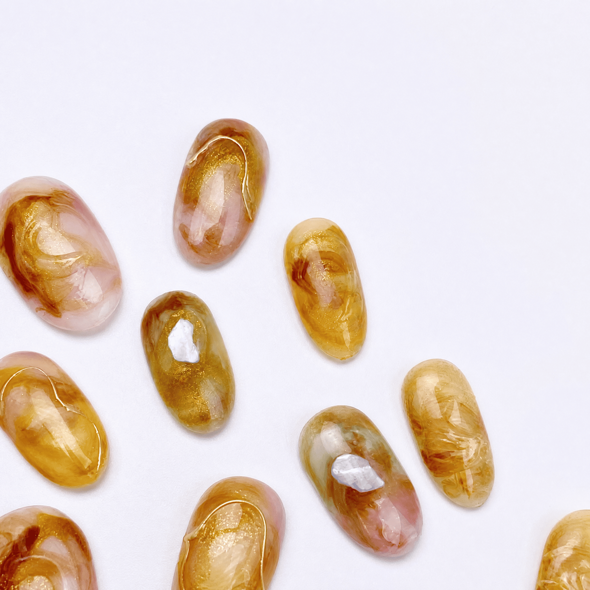 Set of ten translucent caramel shell short-oval press-on nails