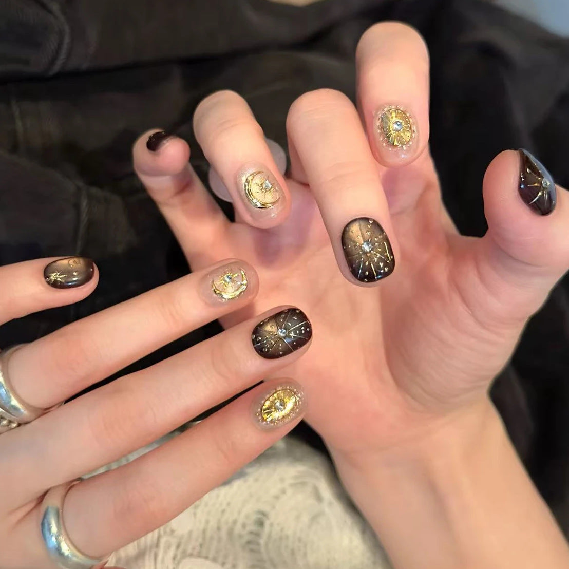 mocha-eclipse-celestial-cat-eye-press-on-nails